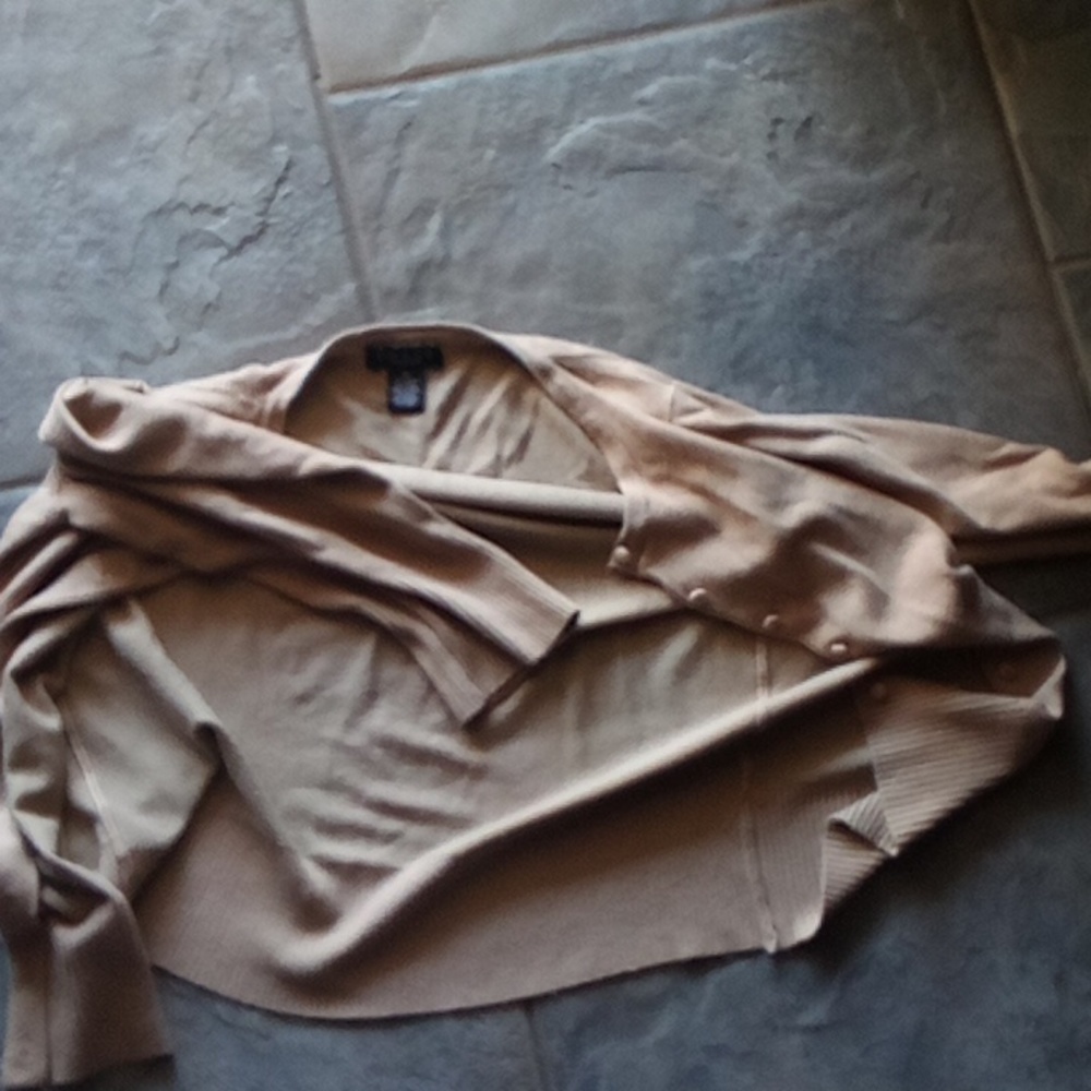 Grace tan cardigan sweater medium